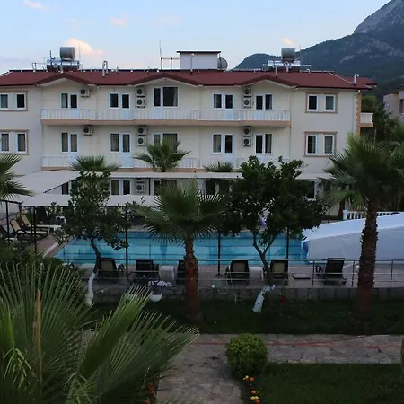Gold Stone Hotel 3*